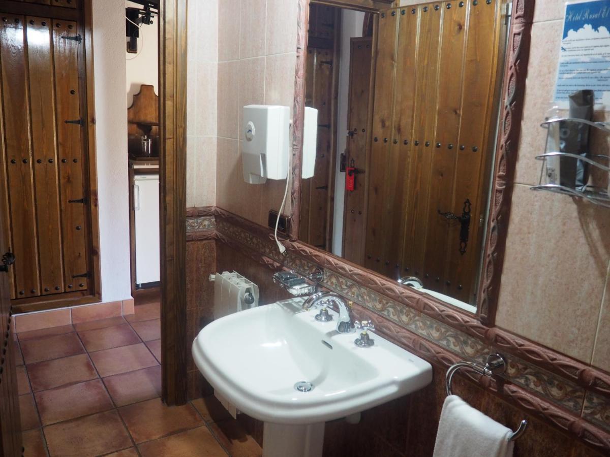 Hotel Rural El Convento Valencia de Alcántara Esterno foto